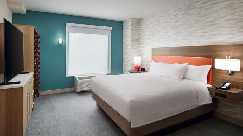 <b>Hampton Inn by Hilton Towson Room</b>. Images powered by <a href="https://iceportal.shijigroup.com/" title="IcePortal" target="_blank">IcePortal</a>.