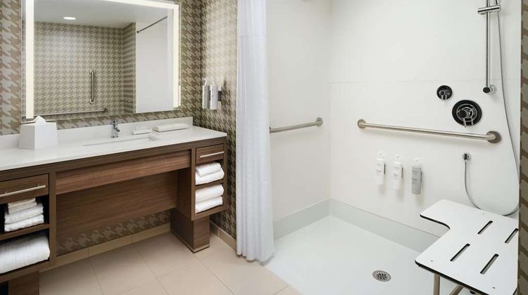 Hampton Inn by Hilton Towson Room