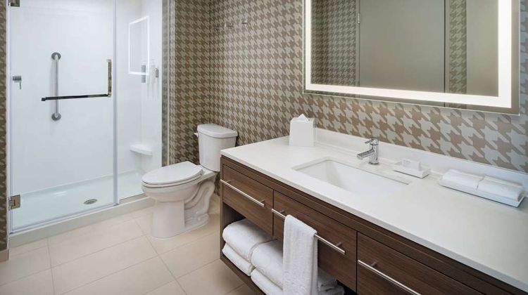 Hampton Inn by Hilton Towson Room