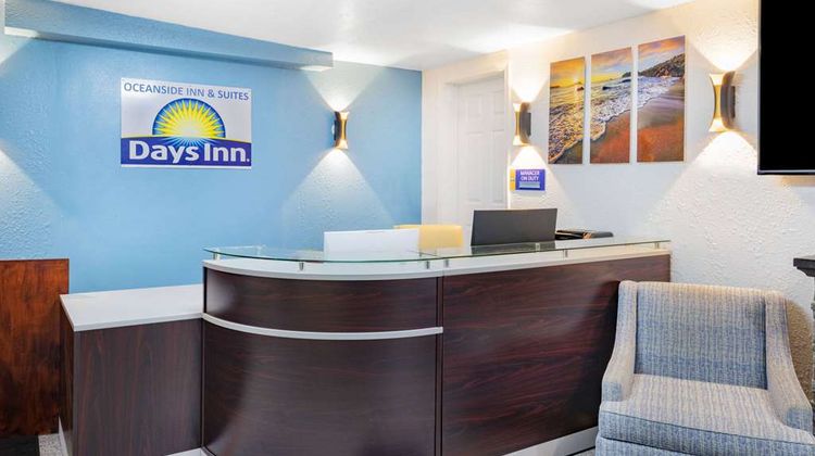 Oceanside Inn & Stes Days Inn by Wyndham Lobby