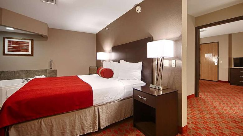 <b>Baymont by Wyndham Brooklyn Center Room</b>. Images powered by <a href="https://iceportal.shijigroup.com/" title="IcePortal" target="_blank">IcePortal</a>.