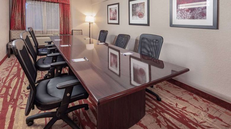 <b>Baymont by Wyndham Brooklyn Center Meeting</b>. Images powered by <a href="https://iceportal.shijigroup.com/" title="IcePortal" target="_blank">IcePortal</a>.