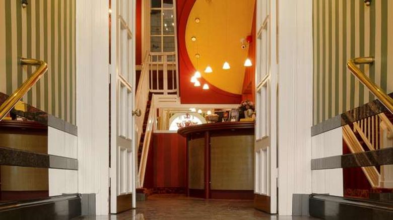 Hotel City House Lobby. Images powered by <a href="https://iceportal.shijigroup.com" target="_blank" rel="noopener">Ice Portal</a>.