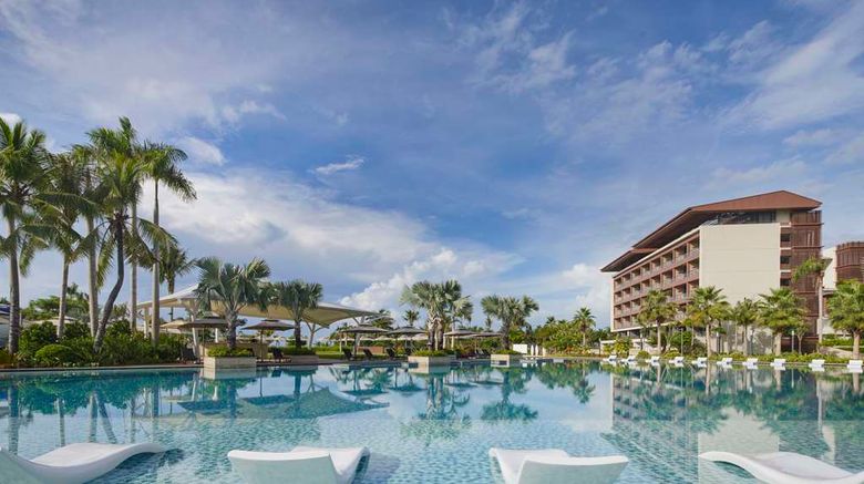 <b>Hyatt Regency Sanya Tianli Bay Pool</b>. Images powered by <a href="https://iceportal.shijigroup.com/" title="IcePortal" target="_blank">IcePortal</a>.