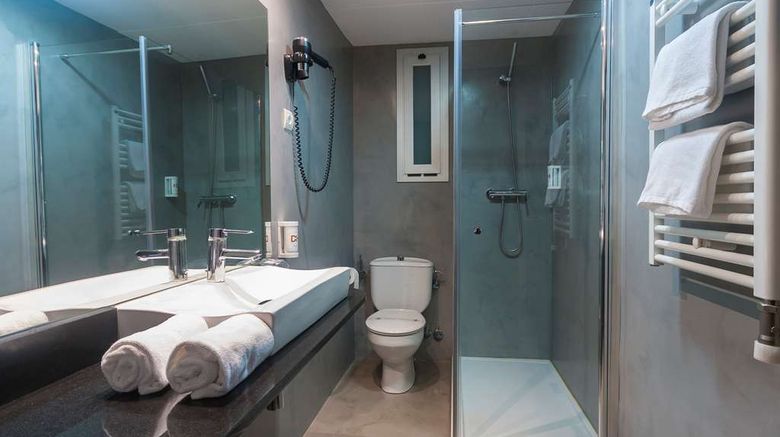 <b>Hotel Lauria Suite</b>. Images powered by <a href="https://iceportal.shijigroup.com/" title="IcePortal" target="_blank">IcePortal</a>.