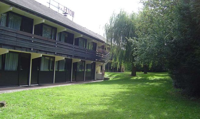 Hotel Pavillon des Gatines Exterior