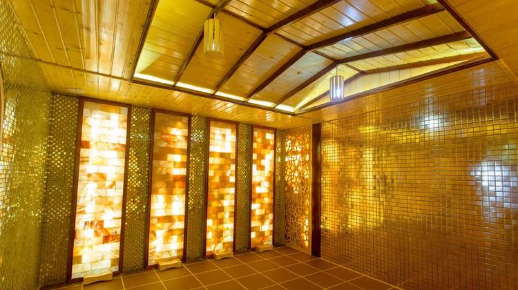 Wyndham Danang Golden Bay Hotel Health