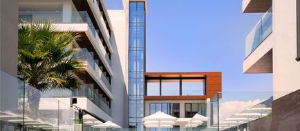 Mercure Larnaca Beach Resort Exterior