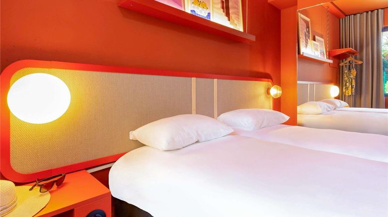 <b>greet hotel Salon-de-Provence Room</b>. Images powered by <a href="https://iceportal.shijigroup.com/" title="IcePortal" target="_blank">IcePortal</a>.