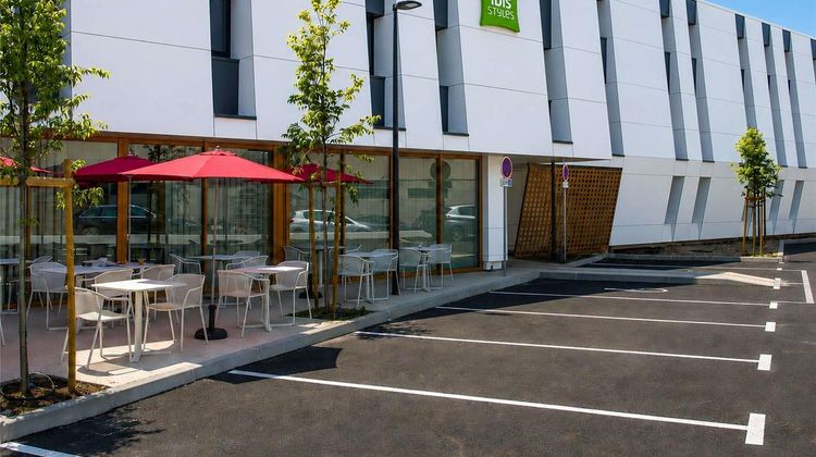 Ibis Styles Salon De Provence Exterior