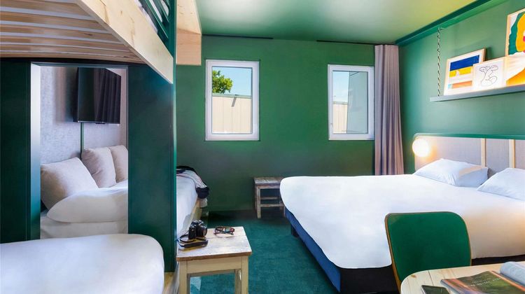 Ibis Styles Salon De Provence Room