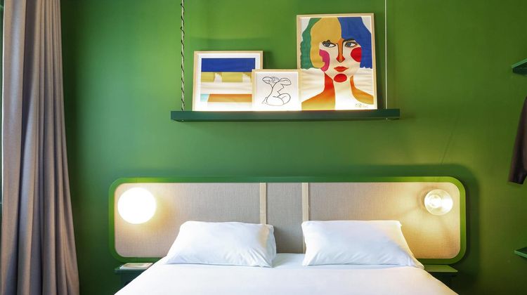 Ibis Styles Salon De Provence Room