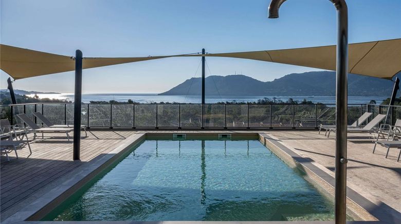 <b>Ibis Styles Porto-Vecchio Pool</b>. Images powered by <a href="https://iceportal.shijigroup.com/" title="IcePortal" target="_blank">IcePortal</a>.
