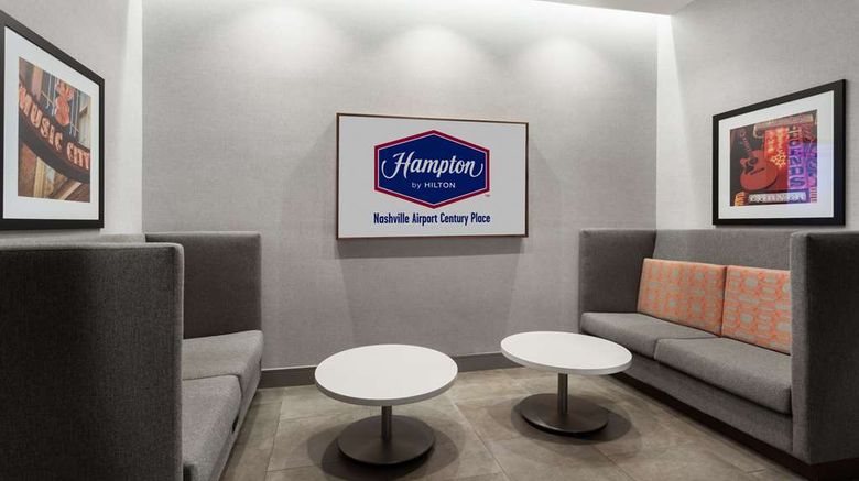 <b>Hampton Inn Airport Century Place Lobby</b>. Images powered by <a href="https://iceportal.shijigroup.com/" title="IcePortal" target="_blank">IcePortal</a>.