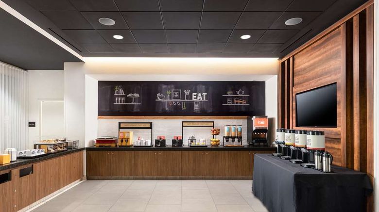<b>Hampton Inn San Jose Cherry Ave Restaurant</b>. Images powered by <a href="https://iceportal.shijigroup.com/" title="IcePortal" target="_blank">IcePortal</a>.