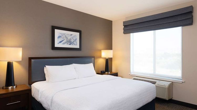 Hampton Inn San Jose Cherry Ave Room