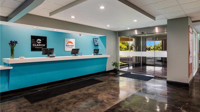 <b>Suburban Studios San Angelo Lobby</b>. Images powered by <a href="https://iceportal.shijigroup.com/" title="IcePortal" target="_blank">IcePortal</a>.