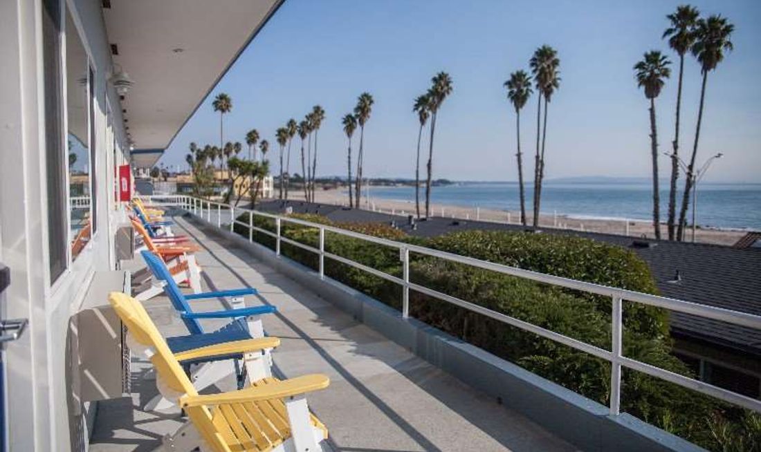 Beach Street Inn and Suites Exterior
