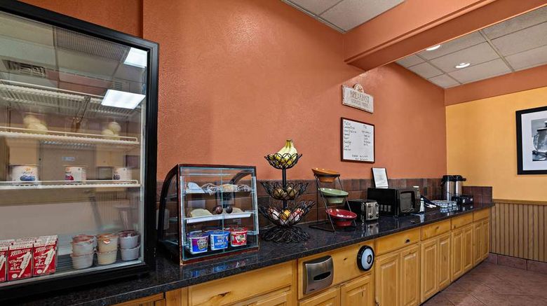 <b>Rodeway Inn McPherson East Restaurant</b>. Images powered by <a href="https://iceportal.shijigroup.com/" title="IcePortal" target="_blank">IcePortal</a>.