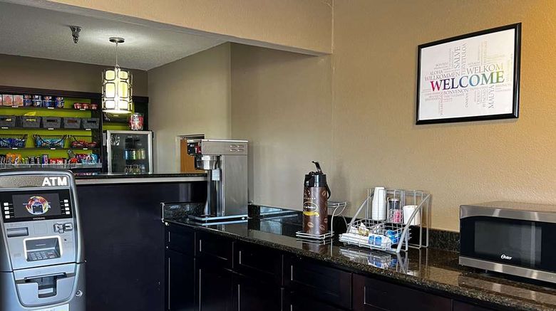 <b>Econo Lodge Spring Lake Restaurant</b>. Images powered by <a href="https://iceportal.shijigroup.com/" title="IcePortal" target="_blank">IcePortal</a>.