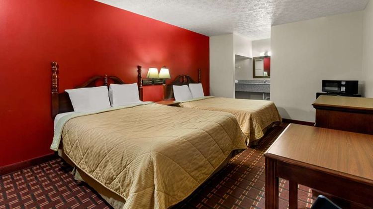 Rodeway Inn Room