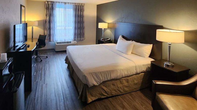 <b>Clarion Inn Room</b>. Images powered by <a href="https://iceportal.shijigroup.com/" title="IcePortal" target="_blank">IcePortal</a>.