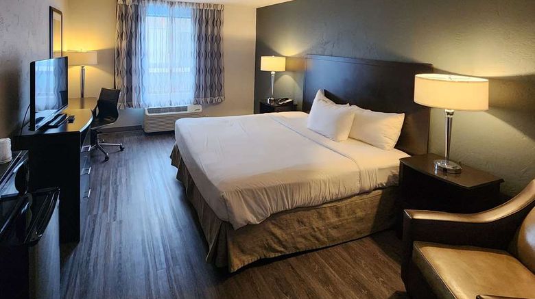 <b>Clarion Inn Room</b>. Images powered by <a href="https://iceportal.shijigroup.com/" title="IcePortal" target="_blank">IcePortal</a>.