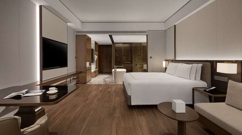 <b>Wyndham Grand Lishui Downtown Room</b>. Images powered by <a href="https://iceportal.shijigroup.com/" title="IcePortal" target="_blank">IcePortal</a>.
