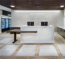 Hyatt Place Newark Main Street Lobby
