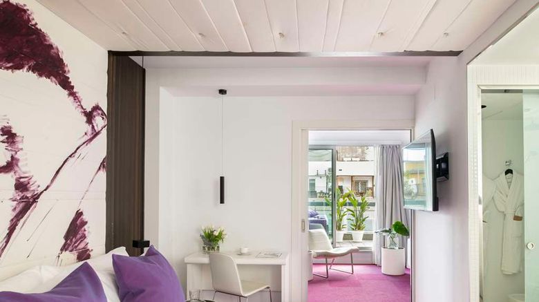 <b>Allegro Barcelona Suite</b>. Images powered by <a href="https://iceportal.shijigroup.com/" title="IcePortal" target="_blank">IcePortal</a>.