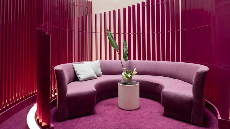 <b>Allegro Barcelona Lobby</b>. Images powered by <a href="https://iceportal.shijigroup.com/" title="IcePortal" target="_blank">IcePortal</a>.