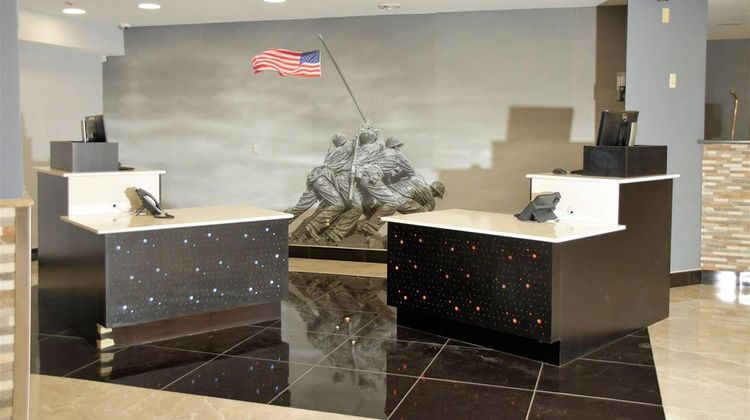 Clarion Jacksonville Lobby