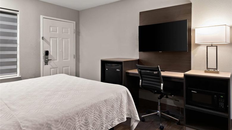 <b>Econo Lodge Inn & Suites Room</b>. Images powered by <a href="https://iceportal.shijigroup.com/" title="IcePortal" target="_blank">IcePortal</a>.