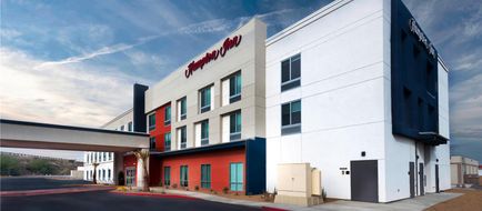 Hampton Inn Needles Colorado River Exterior