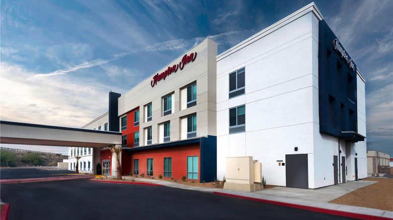 <b>Hampton Inn Needles Colorado River Exterior</b>. Images powered by <a href="https://iceportal.shijigroup.com/" title="IcePortal" target="_blank">IcePortal</a>.