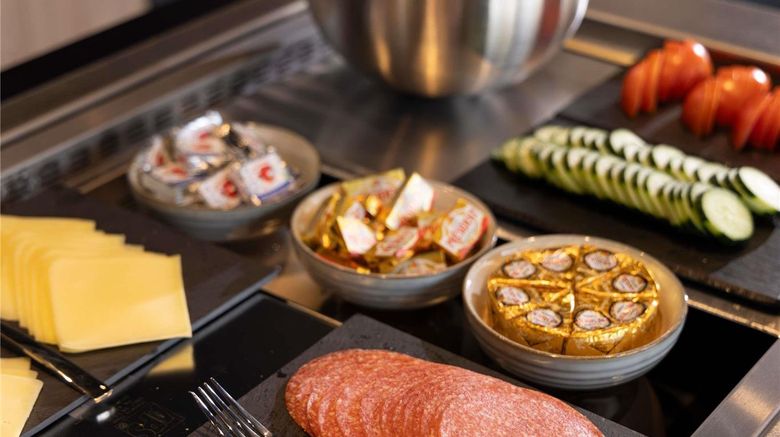 <b>Aparthotel Adagio Antwerp City Center Restaurant</b>. Images powered by <a href="https://iceportal.shijigroup.com/" title="IcePortal" target="_blank">IcePortal</a>.