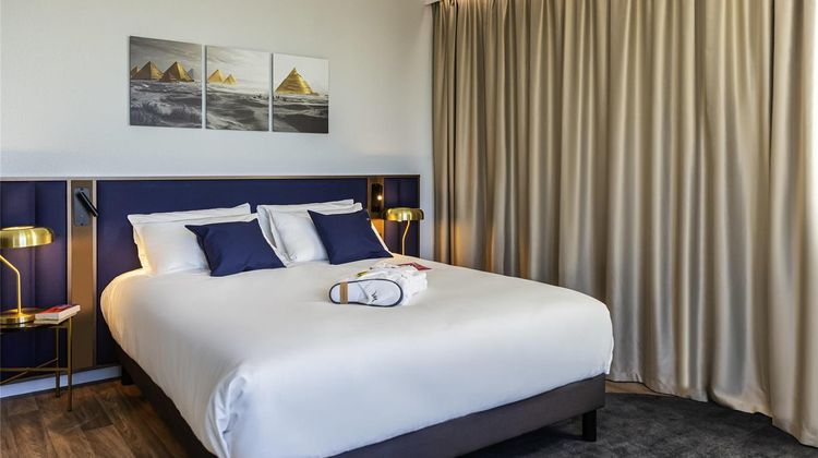 Mercure Toulouse Aeroport Blagnac Room