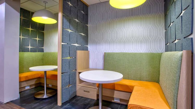 Hampton Inn & Suites Newark Airport Meeting