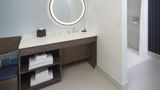 <b>The Chifley Houston, Tapestry Collection Room</b>. Images powered by <a href="https://iceportal.shijigroup.com/" title="IcePortal" target="_blank">IcePortal</a>.