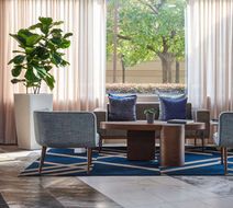 The Chifley Houston, Tapestry Collection Lobby