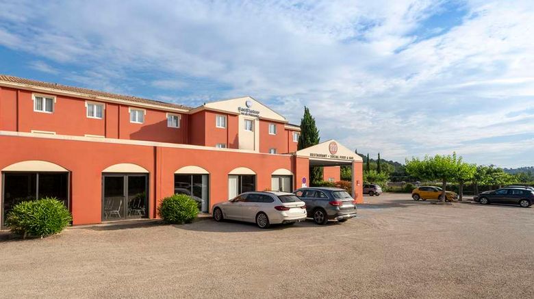 <b>Best Western Terre de Provence Exterior</b>. Images powered by <a href="https://iceportal.shijigroup.com/" title="IcePortal" target="_blank">IcePortal</a>.