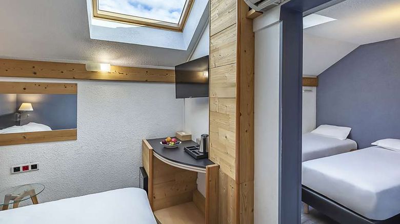 <b>Sure Hotel by Best Western Annecy Room</b>. Images powered by <a href="https://iceportal.shijigroup.com/" title="IcePortal" target="_blank">IcePortal</a>.