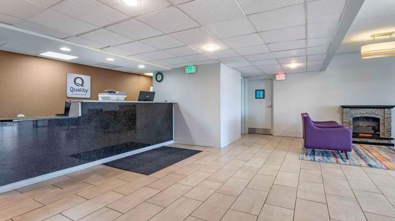<b>Quality Inn Spartanburg Northwest Lobby</b>. Images powered by <a href="https://iceportal.shijigroup.com/" title="IcePortal" target="_blank">IcePortal</a>.