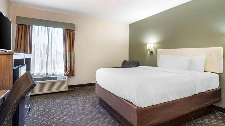 <b>Quality Inn Spartanburg Northwest Room</b>. Images powered by <a href="https://iceportal.shijigroup.com/" title="IcePortal" target="_blank">IcePortal</a>.