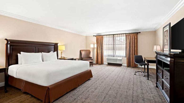 <b>Best Western Ontario Mills Mall Room</b>. Images powered by <a href="https://iceportal.shijigroup.com/" title="IcePortal" target="_blank">IcePortal</a>.