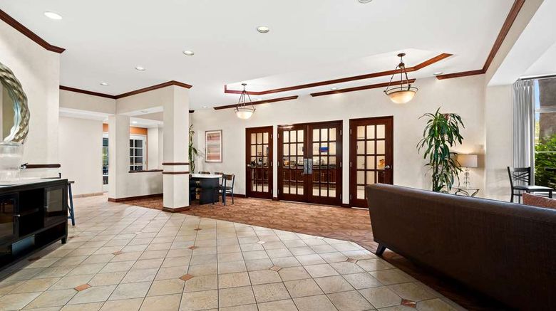 <b>Best Western Ontario Mills Mall Lobby</b>. Images powered by <a href="https://iceportal.shijigroup.com/" title="IcePortal" target="_blank">IcePortal</a>.