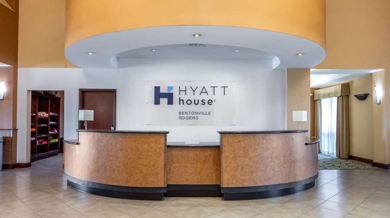 <b>Hyatt House Bentonville/Rogers Lobby</b>. Images powered by <a href="https://iceportal.shijigroup.com/" title="IcePortal" target="_blank">IcePortal</a>.