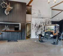Green Granite Inn & Conference Center Lobby