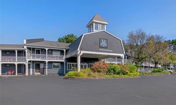 Green Granite Inn & Conference Center