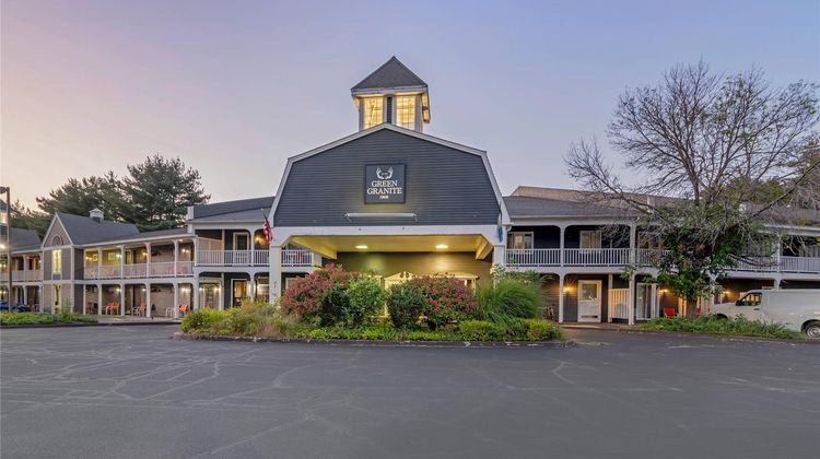 Green Granite Inn & Conference Center Exterior
